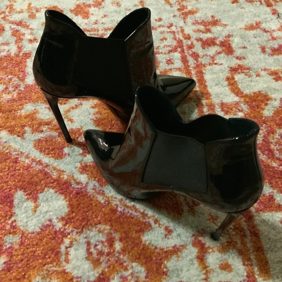 YSL Yves Saint Laurent Patent Leather Heeled Boots - Picture 3 of 7
